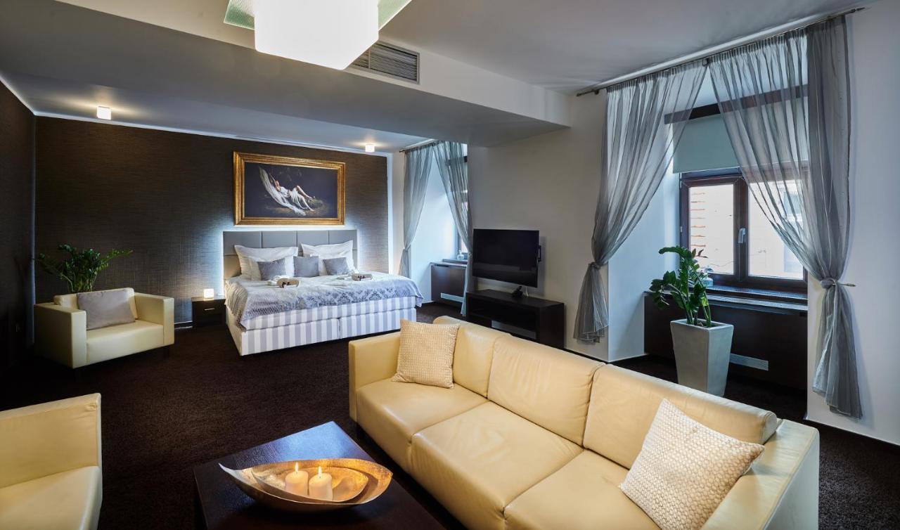 Boutique Hotel Chrysso Kosice Exterior photo